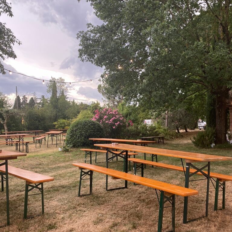 noleggio tavoli tavolo birreria in legno