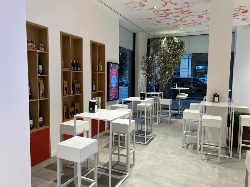 bar-con-interni-moderni